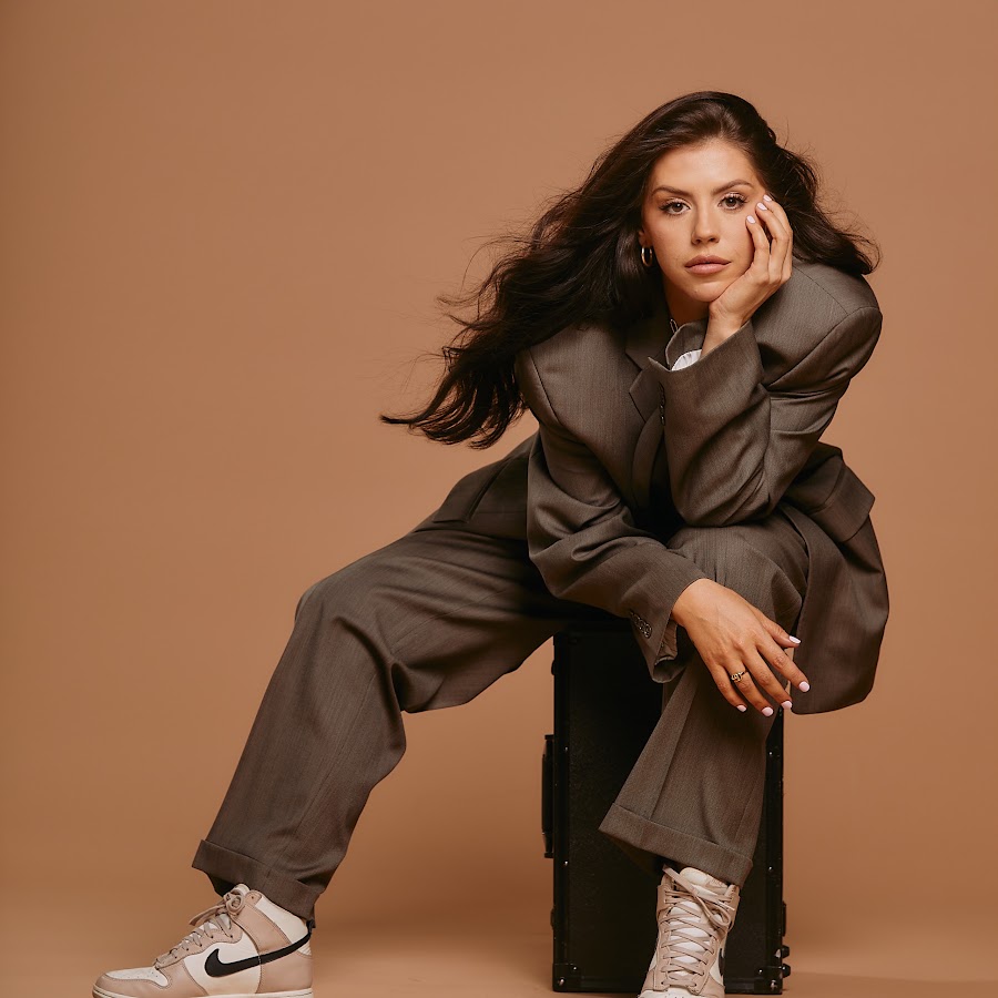 Lizzie Morgan - Verified Artist
